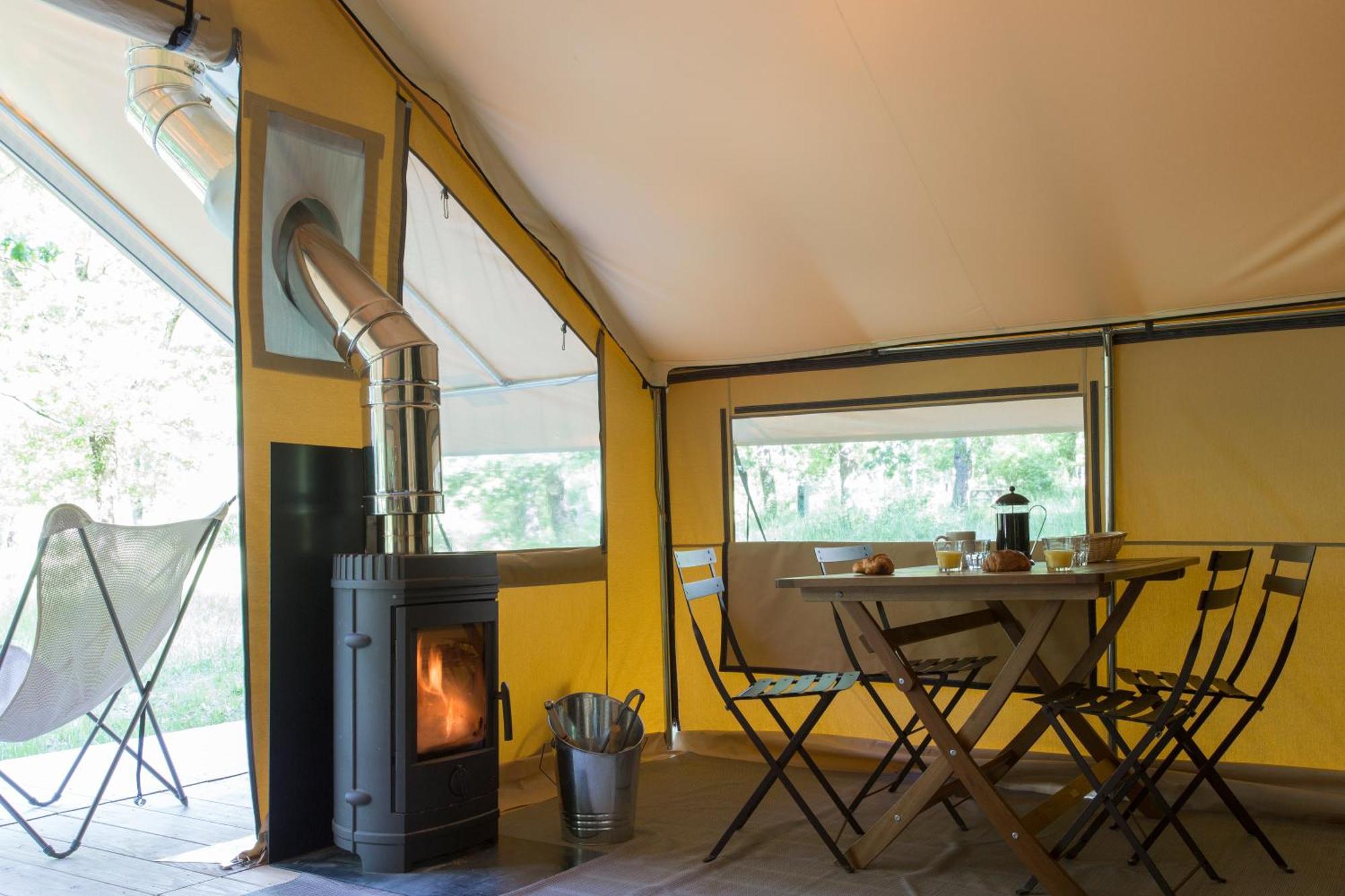 Huttopia Pays De Cordes Sur Ciel Albi Room photo